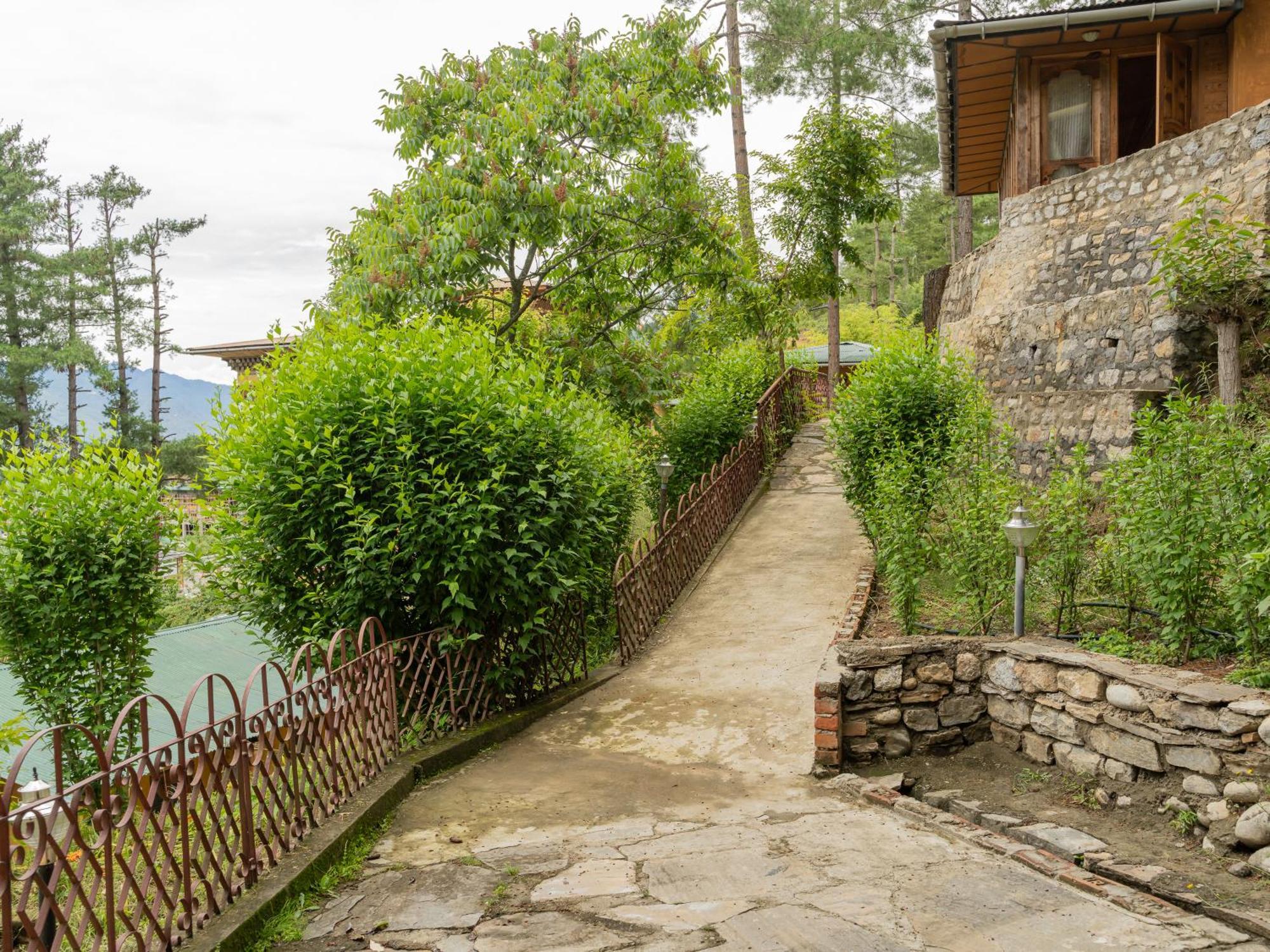 Tiger'S Nest Resort - Best Resort In Paro Luaran gambar