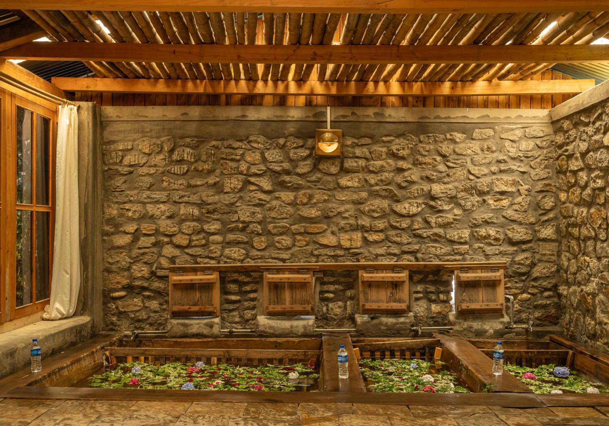 Tiger'S Nest Resort - Best Resort In Paro Luaran gambar